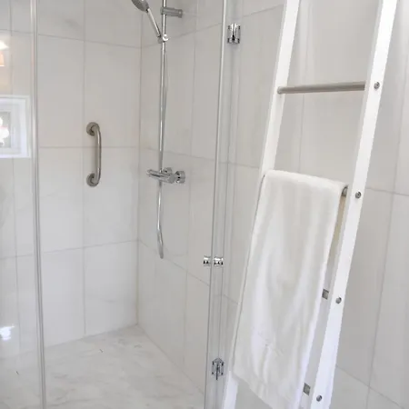 Sra Da Oliveira Solar Heritage Homestay Leiria