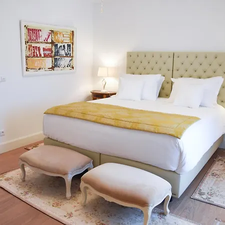 Sra Da Oliveira Solar Heritage Homestay Leiria