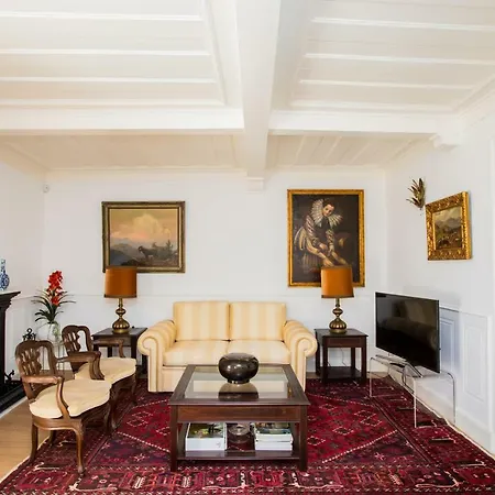 Sra Da Oliveira Solar Heritage Leiria