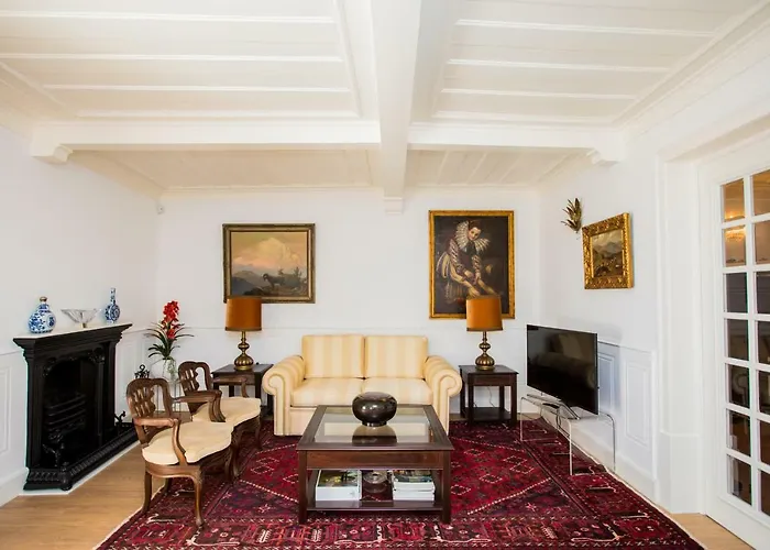 Sra Da Oliveira Solar Heritage Leiria